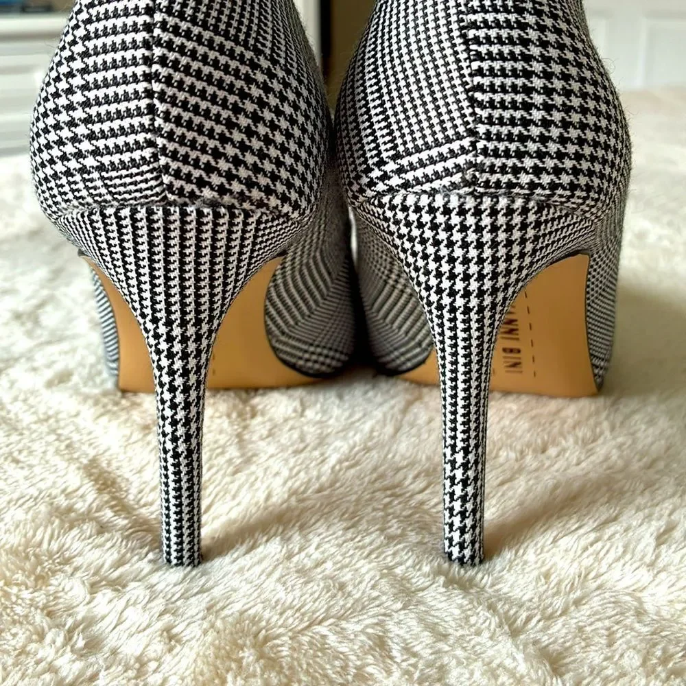 Gianni Bini Houndstooth Black and White 4 Inch Heels Women’s 7 Medium